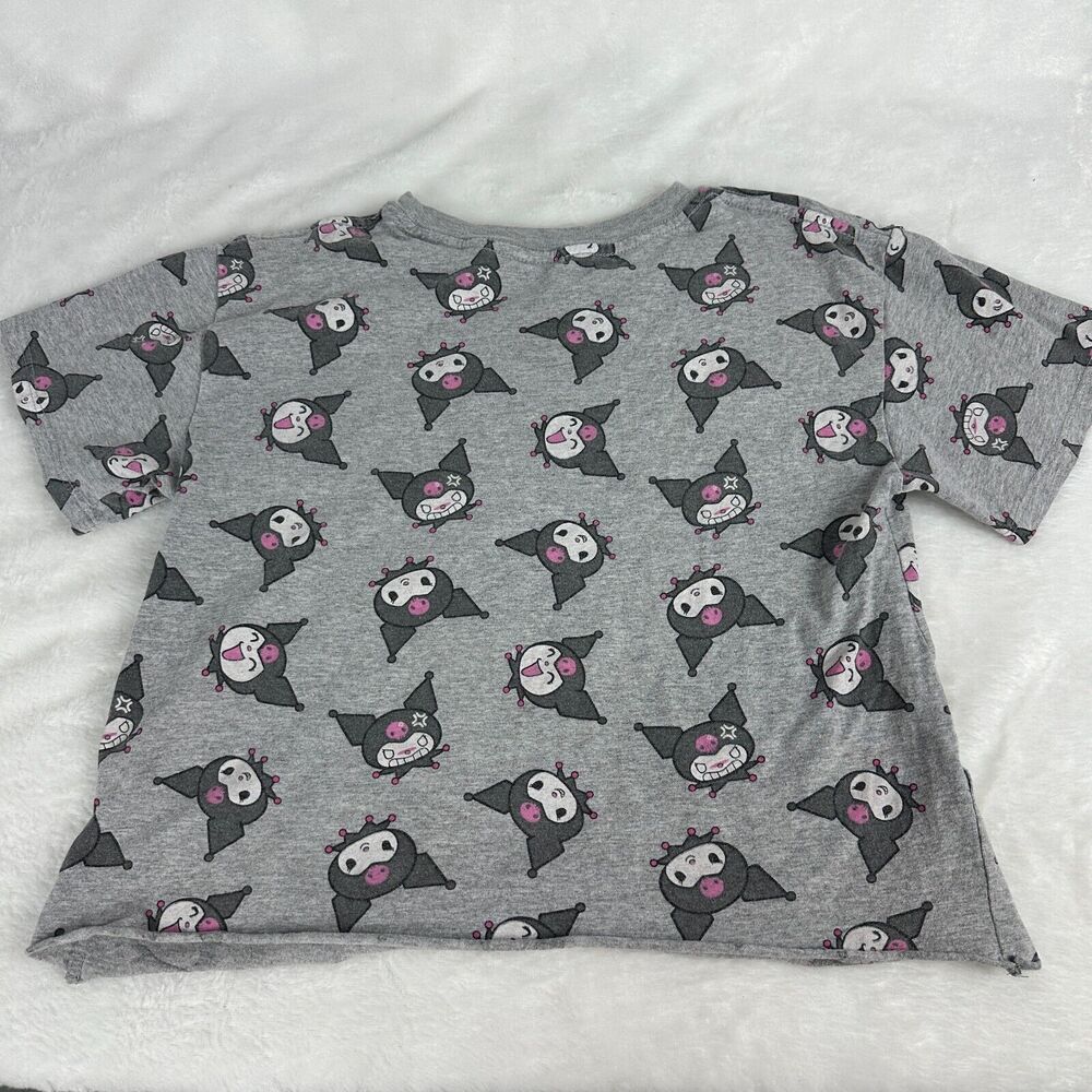Kuromi By Sanrio Womens Size XS Crop Top Hello Kitty And Friends Gray Allover - Picture 3 of 9